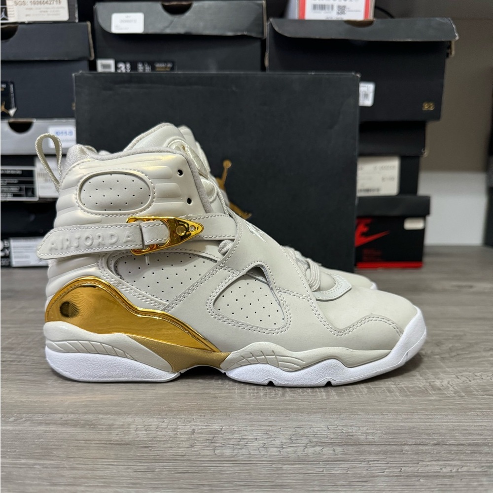 Air Jordan Retro 8 C&C “Trophy”